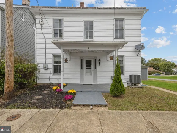 3 Pennsylvania Ave, Walkersville, MD 21793