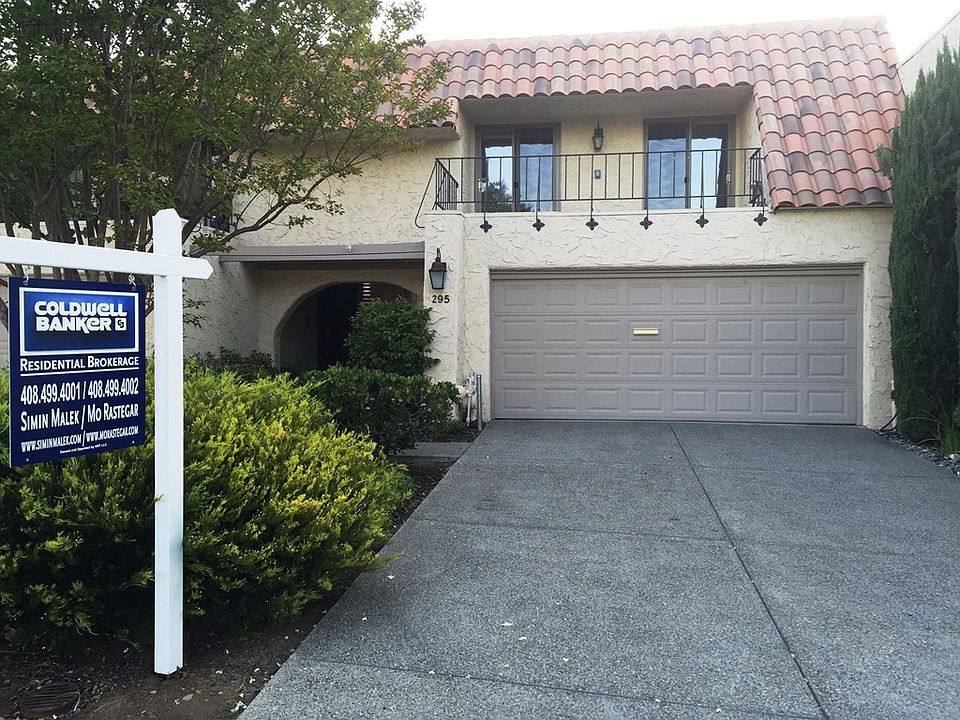 1st image of 295 Casitas Bulevar