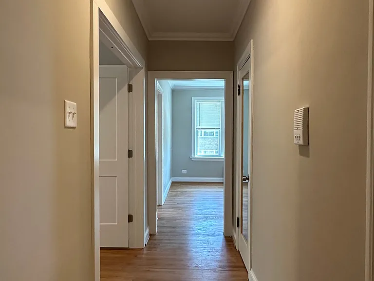 6556 S California Ave #2 — Photo 5