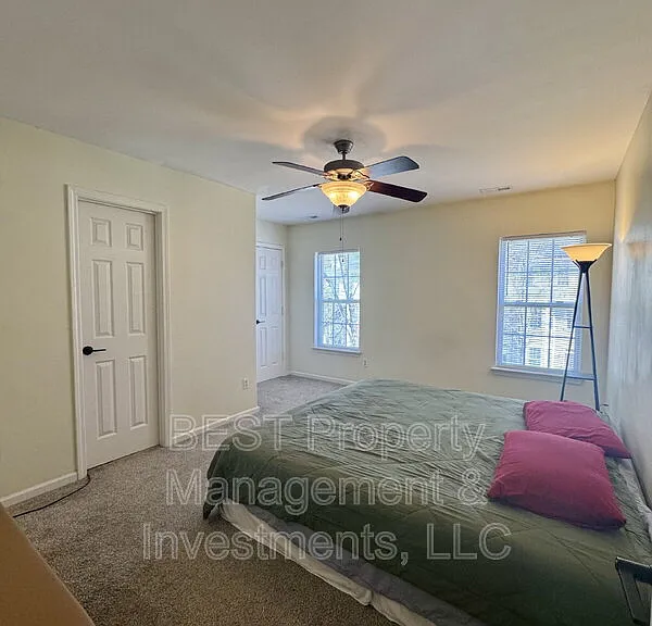 8130 Kings Creek Dr — Photo 20