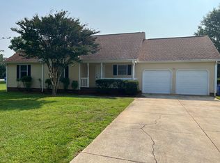 661 Emerson Dr, Mooresville, NC 28115
