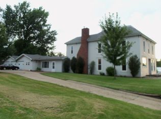 109 Oskaloosa St, Pella, IA 50219