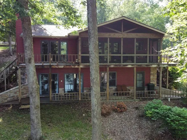 110 Raven Ln, Goreville, IL 62939