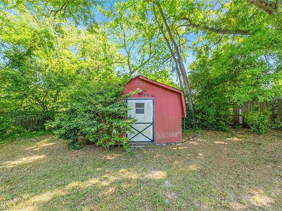 3rd image of 1708 Timark Dr