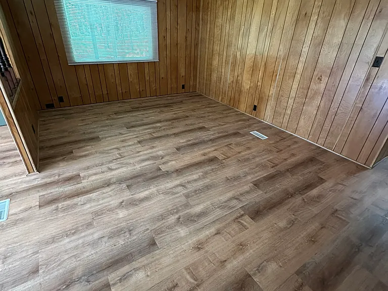 13016 Military Rd SE — Photo 13