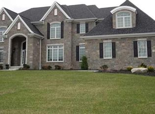 63 Birdsong Pkwy, Orchard Park, NY 14127