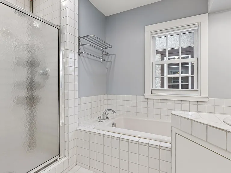 Main bathroom