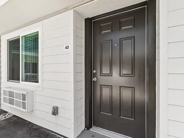 Shermanair Apartments — Photo 10