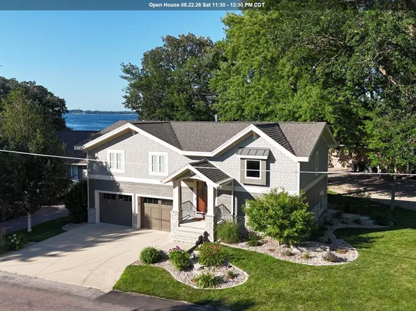 2102 Okoboji Blvd, West Okoboji, IA 51351