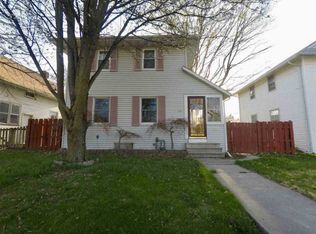 2155 7th St, East Moline, IL 61244