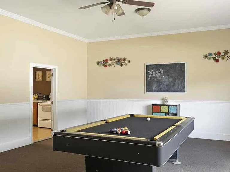 Parkwood Estates — Photo 1