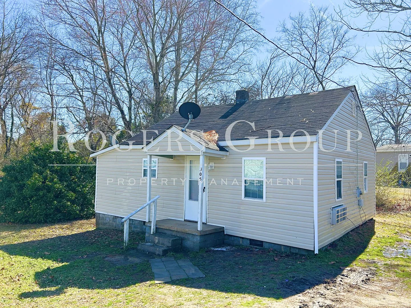 2 bed, 1.0 bath, $925 — Photo 1