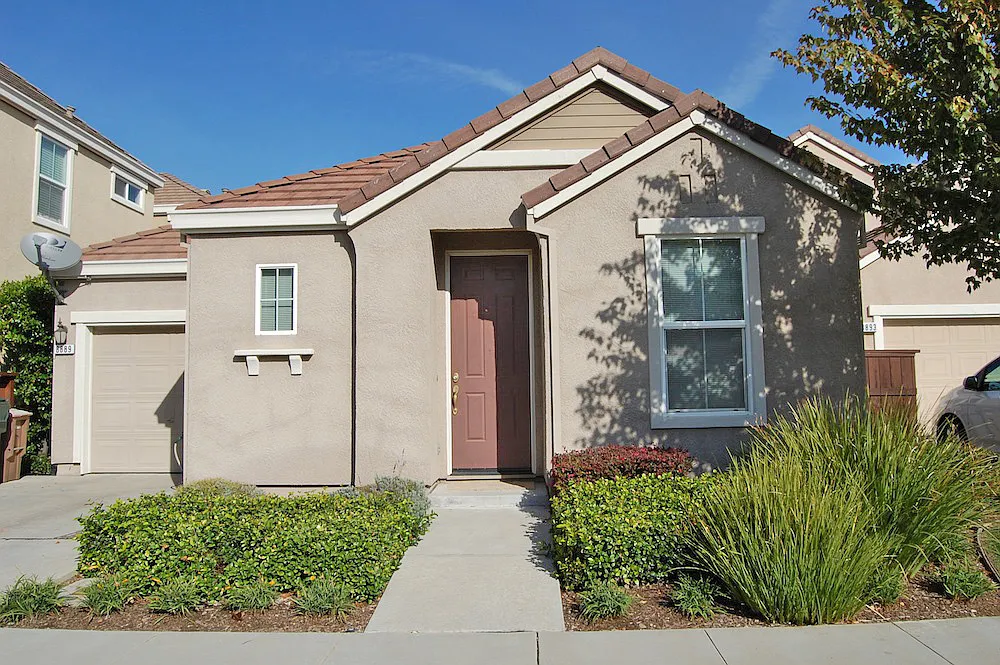 8889 Brecon Way photo 1