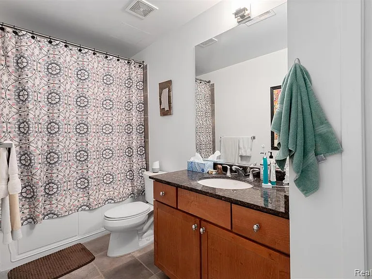 3670 Woodward Ave #506 — Photo 21