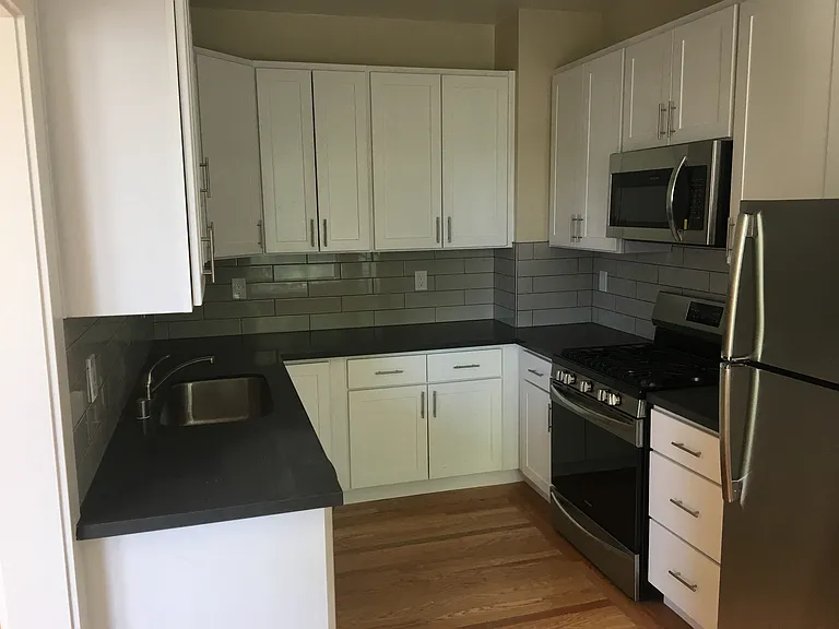 Anita Road Apartments — Photo 21