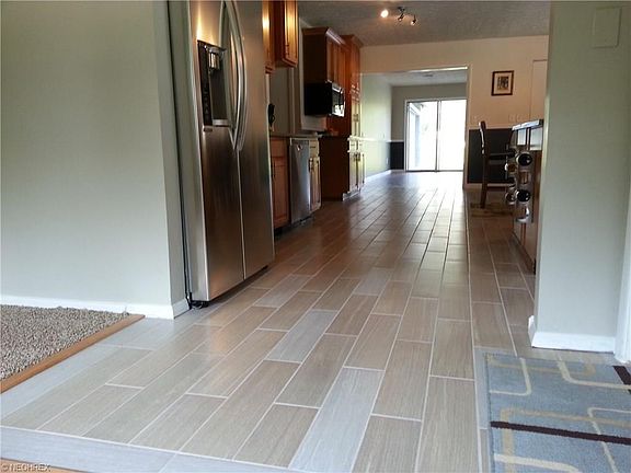 4th image of 224 Jananna Dr