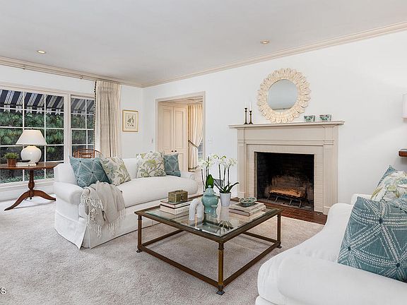 4th image of 2205 Chaucer Rd