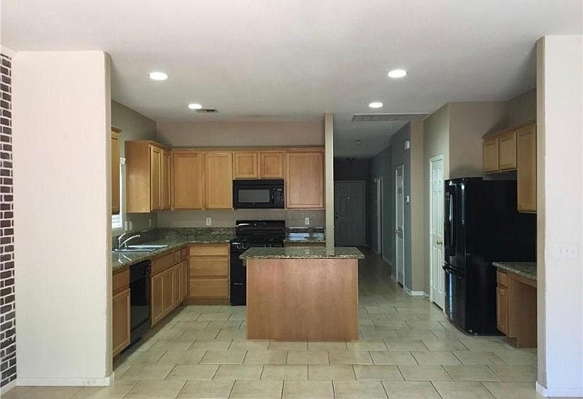 1st image of 3868 W Prespa Lake Ct