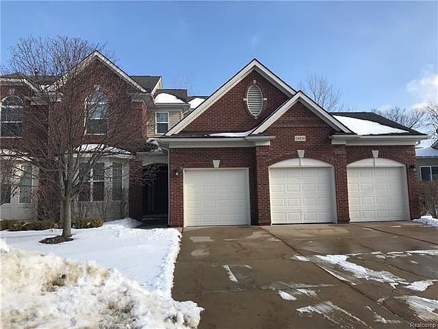 1st image of 24838 Valleywood Dr #1