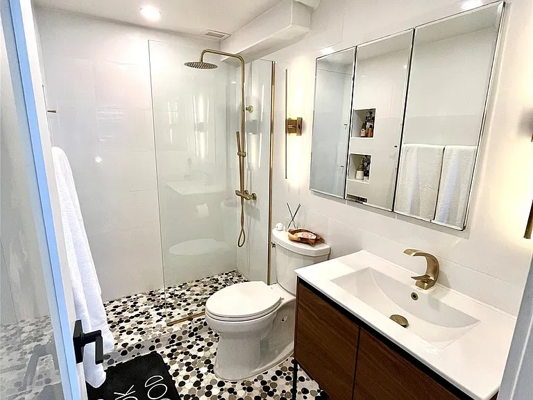 133 N Pompano Beach Blvd #1506 — Photo 13