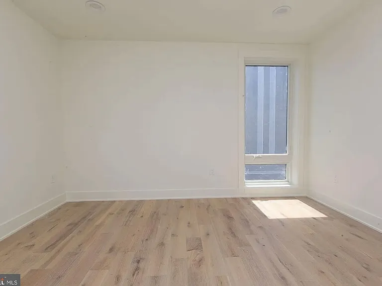 Newly Constructed Apartments in Fishtown — Photo 17