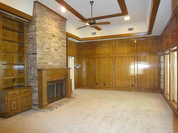 2nd image of 8711 Clover Meadow Dr