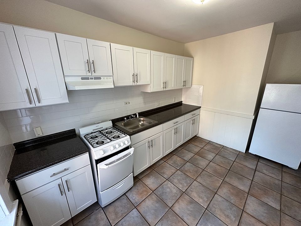 1st image of 437 Cambridge St APT 24
