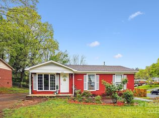 6800 Deanwood Pl, Charlotte, NC 28217