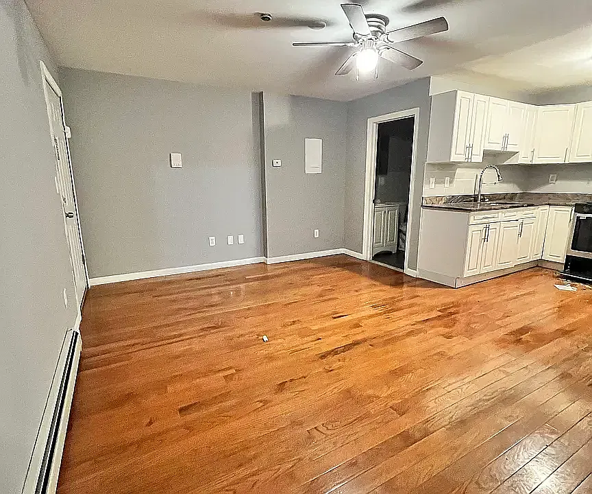 2 bed, $1,950 — Photo 3