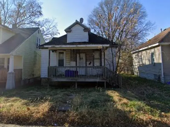 1849 S M L King Jr Dr, Decatur, IL 62521