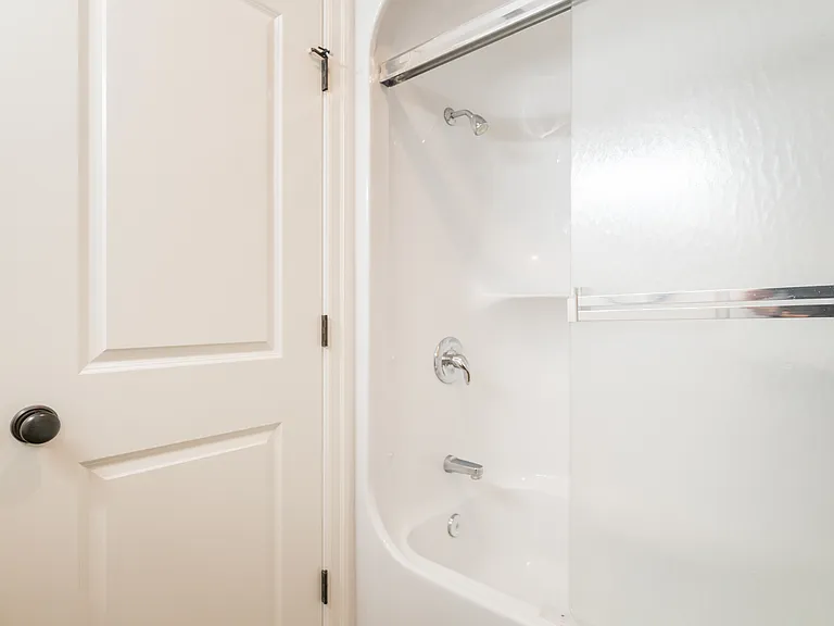 Tub shower combination