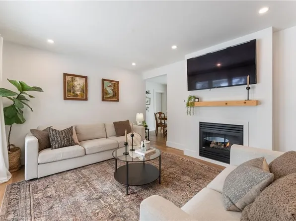 54 Aberdeen Ave, Hamilton, ON L0R 1W0