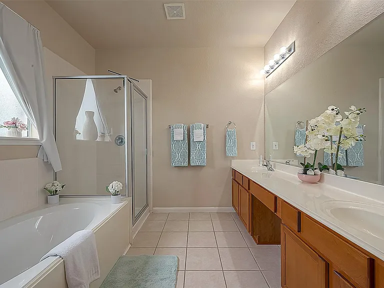 9906 Bronze Mill Ln — Photo 13