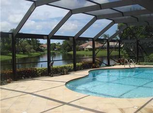 7 Carrick Rd, Palm Beach Gardens, FL 33418