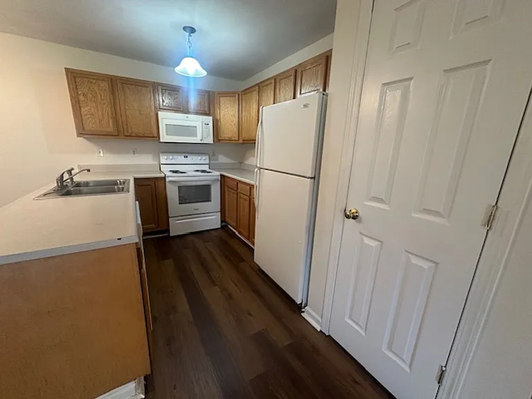 1651 W Kole Dr #A — Photo 6