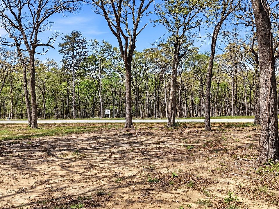 1st image of 13 Buck Trail Rd