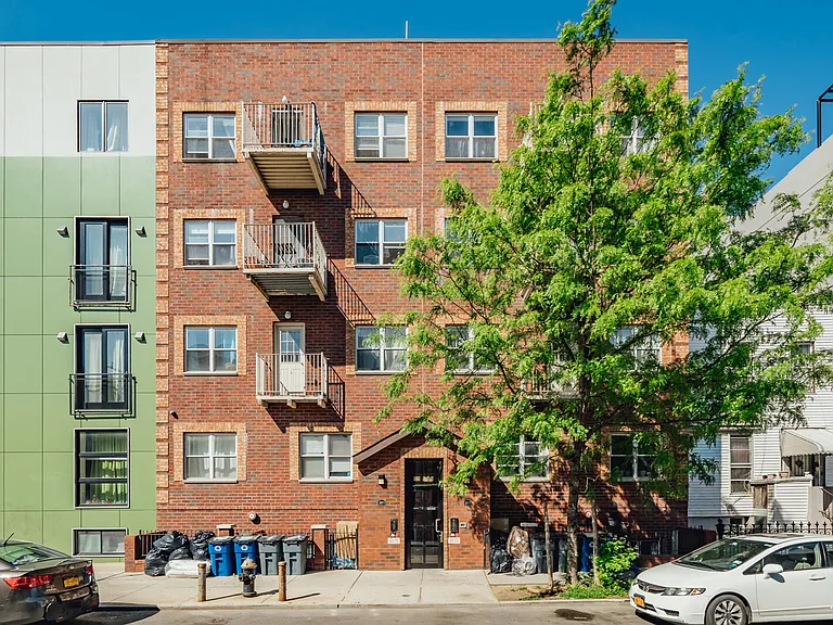 263 Evergreen Ave #3F — Photo 13