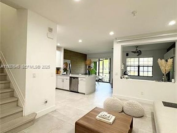 5th image of 13017 Riverwalk Cir S #Townhouse 13017