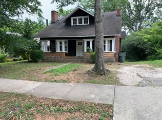 17 Wilton St, Greenville, SC 29601