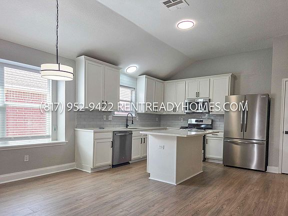 4th image of 8339 Wesson Rd