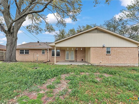 5th image of 313 Ruggles Loop