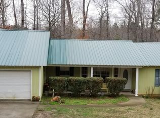 425 Sunset Dr, Statham, GA 30666