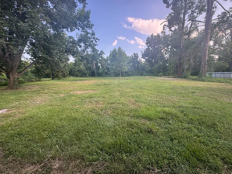 6135 Highway 80 — Photo 3
