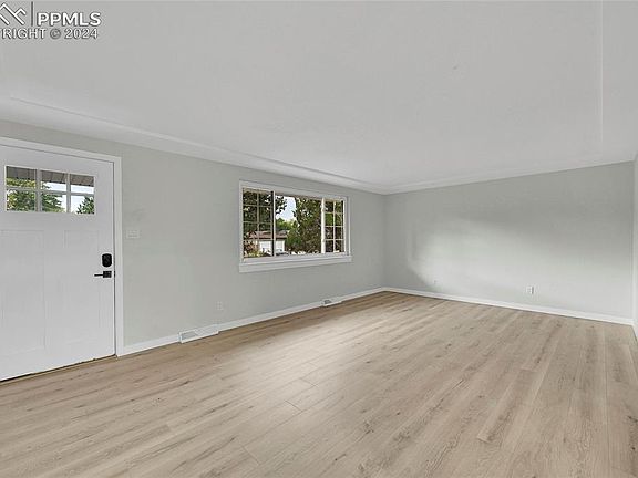 5th image of 1427 N Murray Blvd