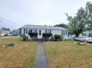 452 Chestnut St, Warwick, RI 02888