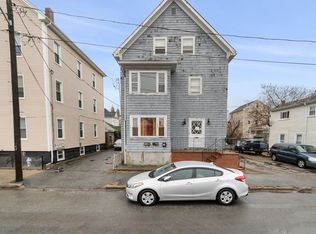 2 Hyacinth St, New Bedford, MA 02740