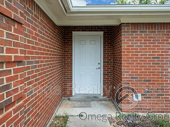 4th image of 6525 Foxleigh Ct