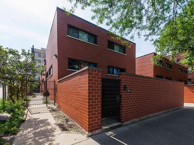 725 W Waveland Ave #7B, Chicago, IL, 60613