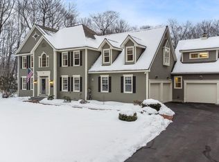 25 Hawk Dr, Bedford, NH 03110