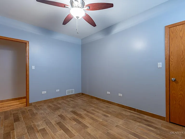 741 S Claremont Ave #G — Photo 9